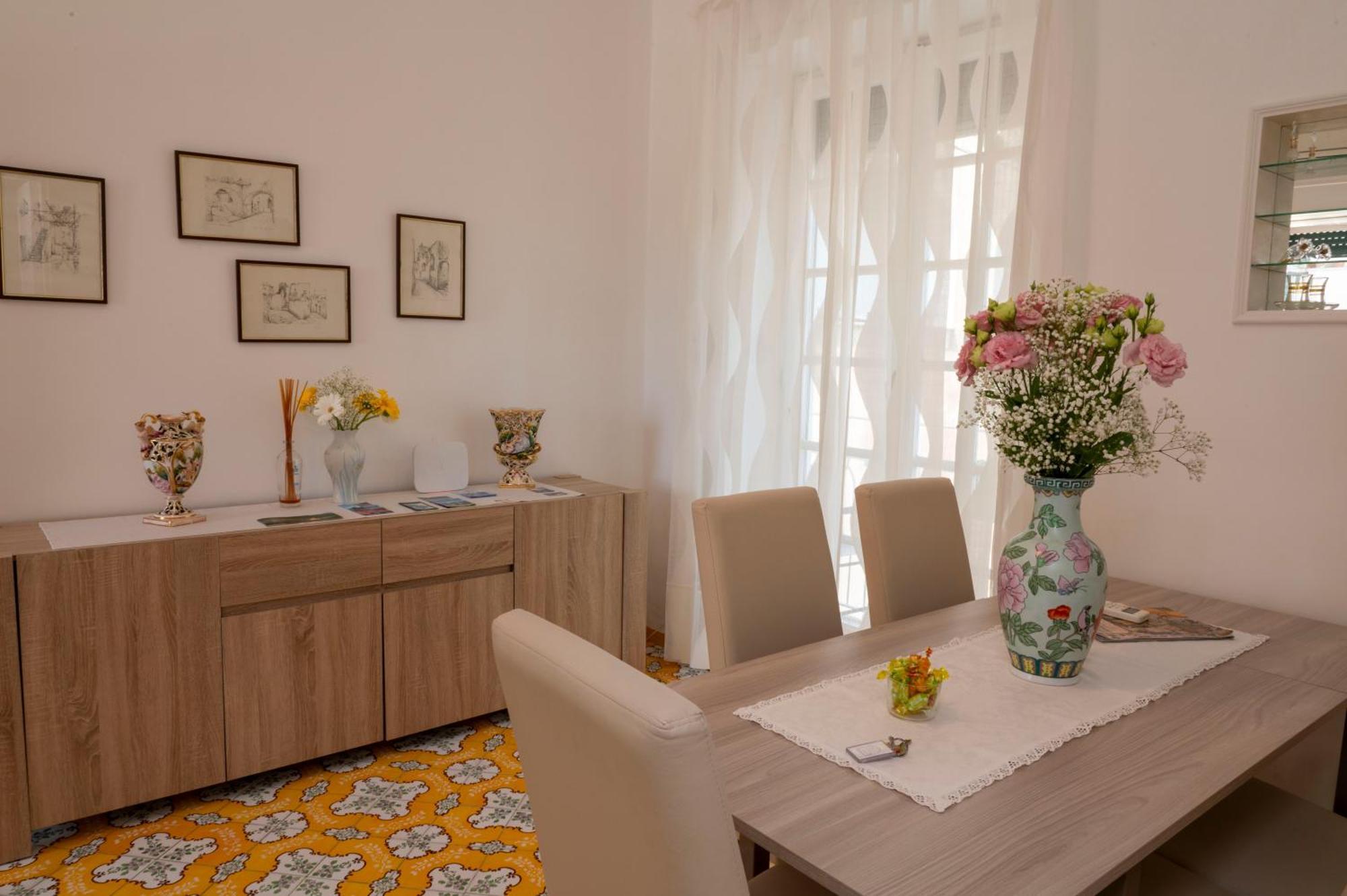 Casa Rubina Villa กาปรี ภายนอก รูปภาพ